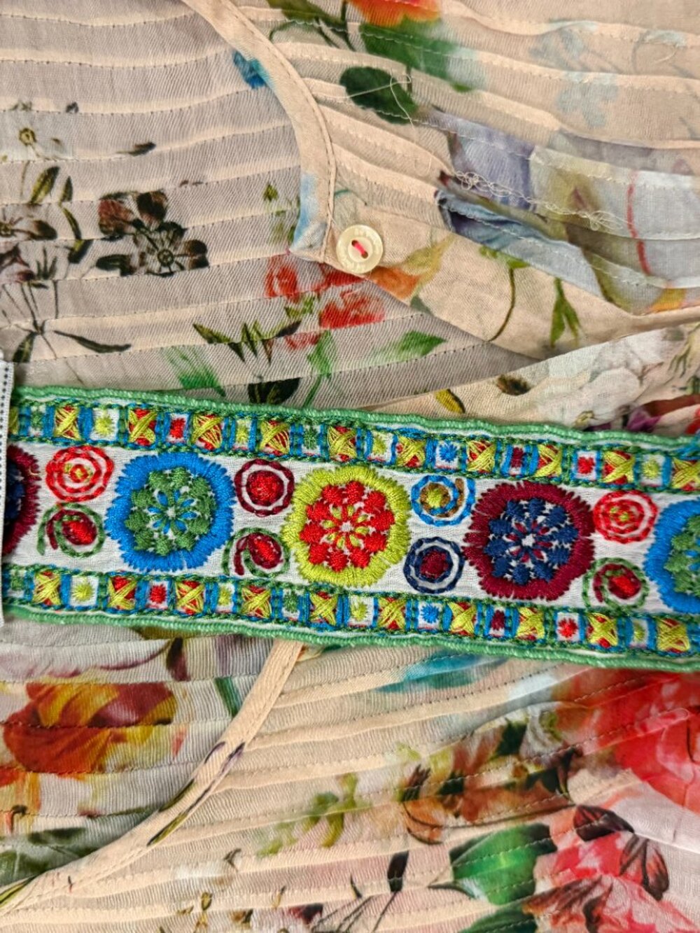 Johnny Was Blouse - Picture 2 of 2
